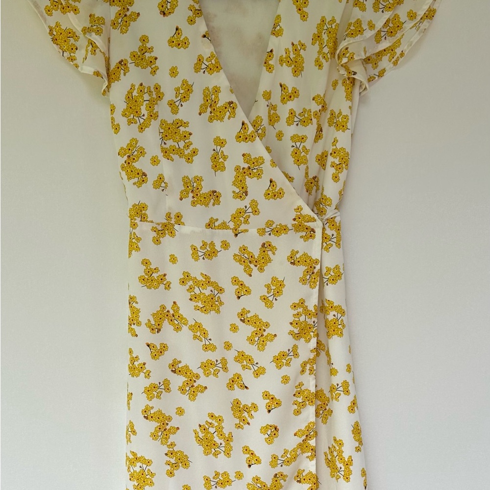 Elegant Yellow Floral Midi Dress - Picture 6 of 8